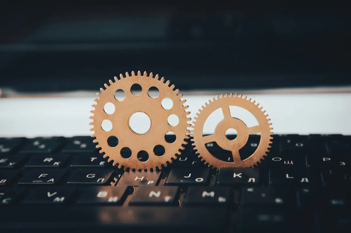 Planning a tailored software solution for a local business